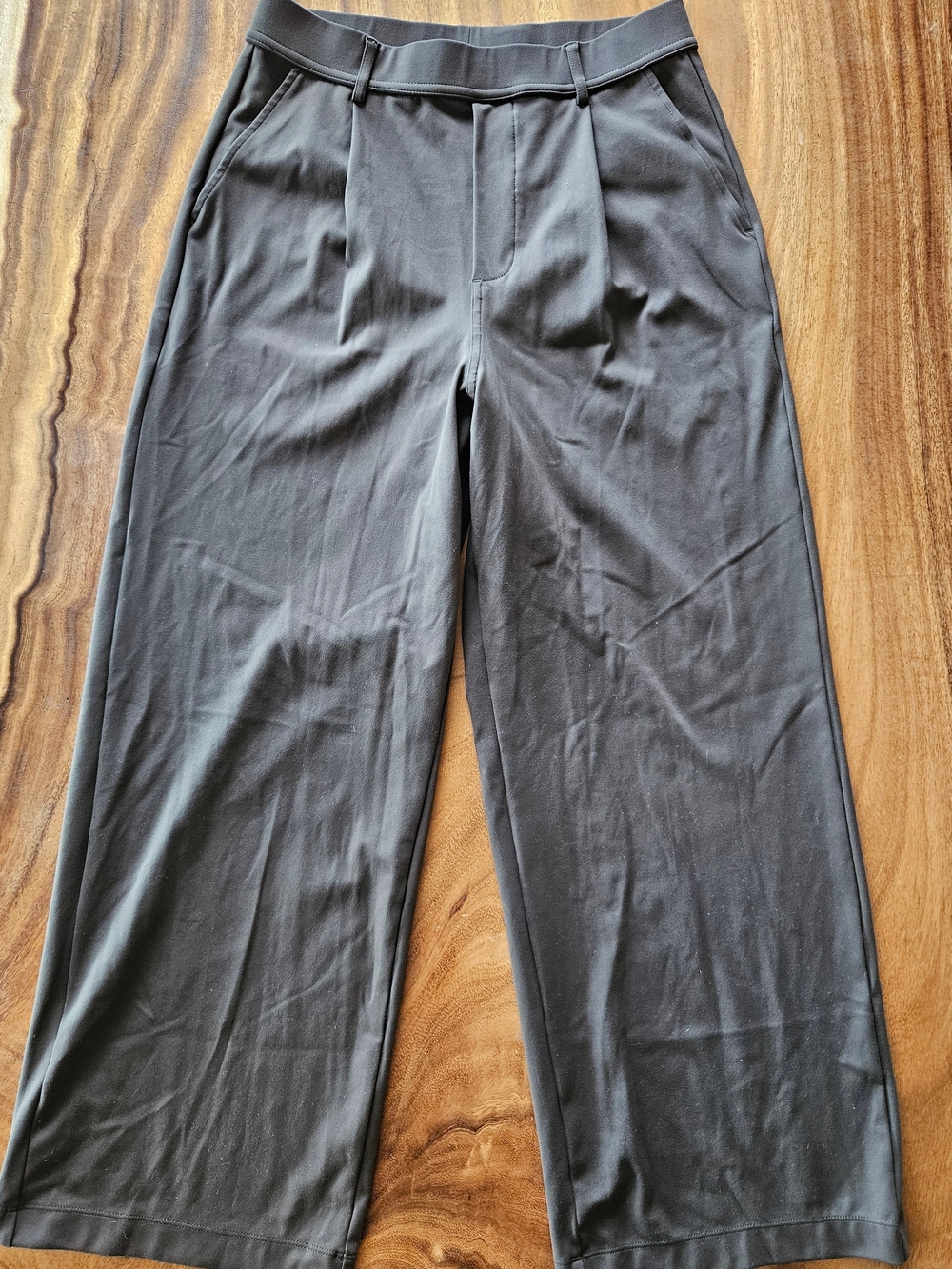 HALARA Wide-Leg Dress Pants Army Green